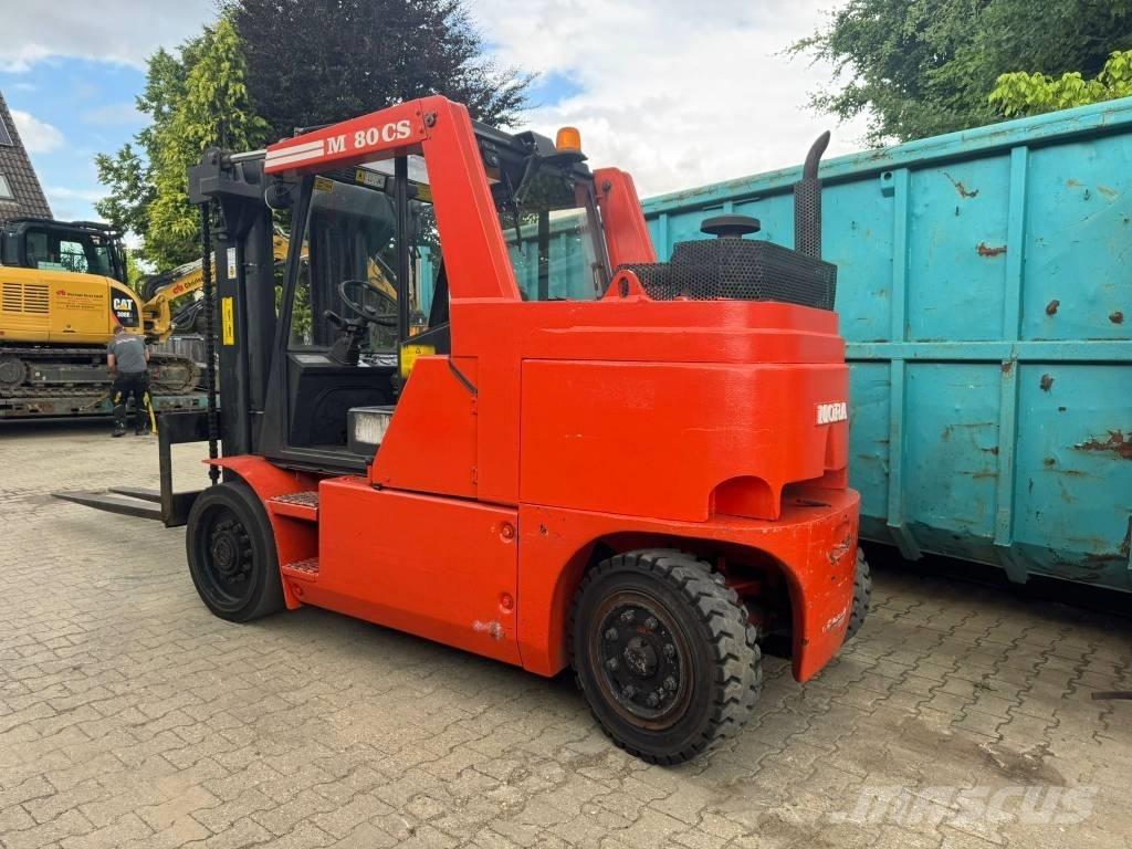 Mora MC80CS 柴油卡車