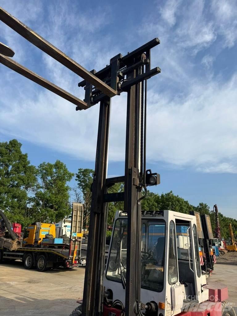 Kalmar DB7 - 600 柴油卡車