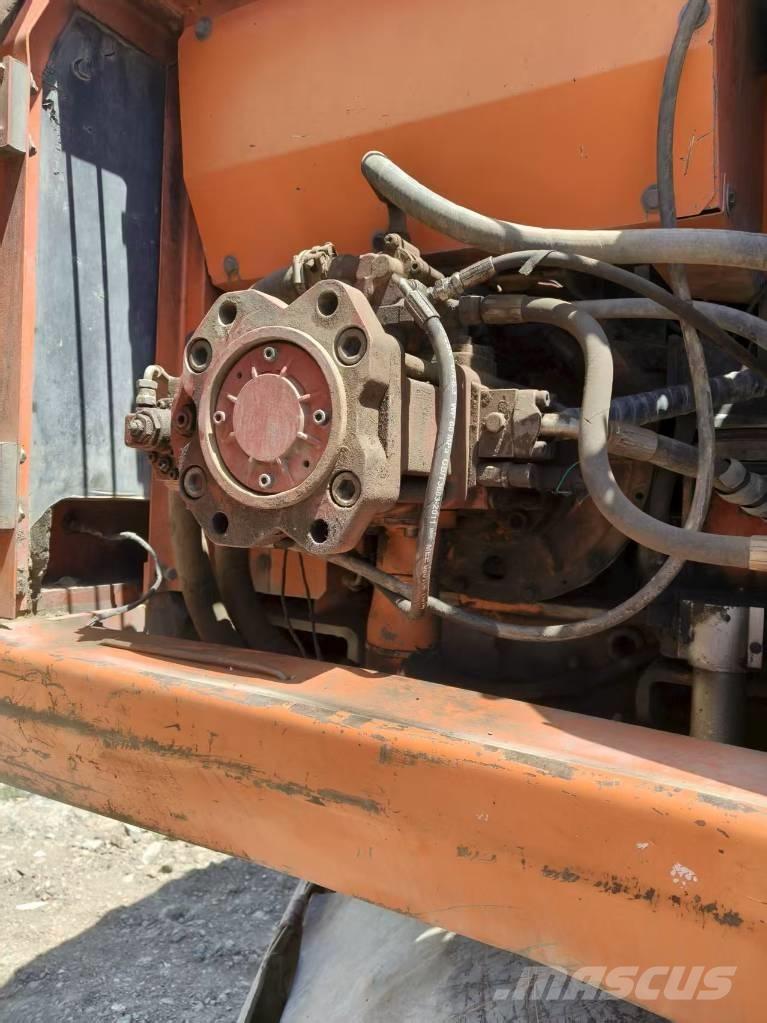 Doosan DH210W-7 旋轉式挖土機/掘鑿機/挖掘機