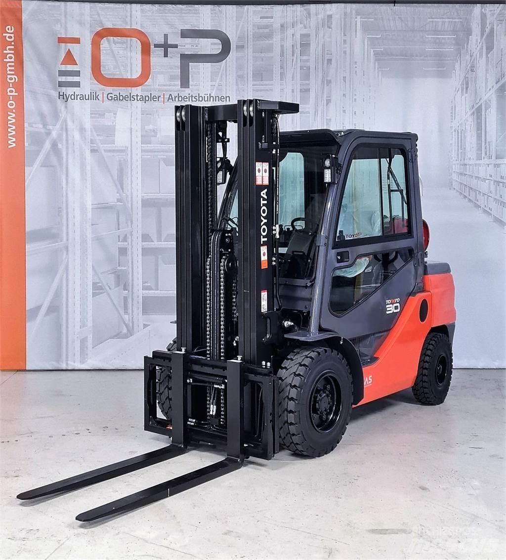 Toyota 02-8FGF30 液化石油氣LPG卡車