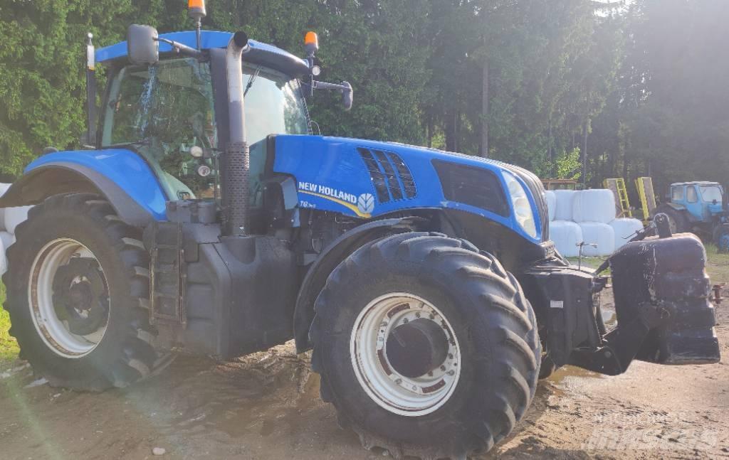New Holland T 8.360 曳引機