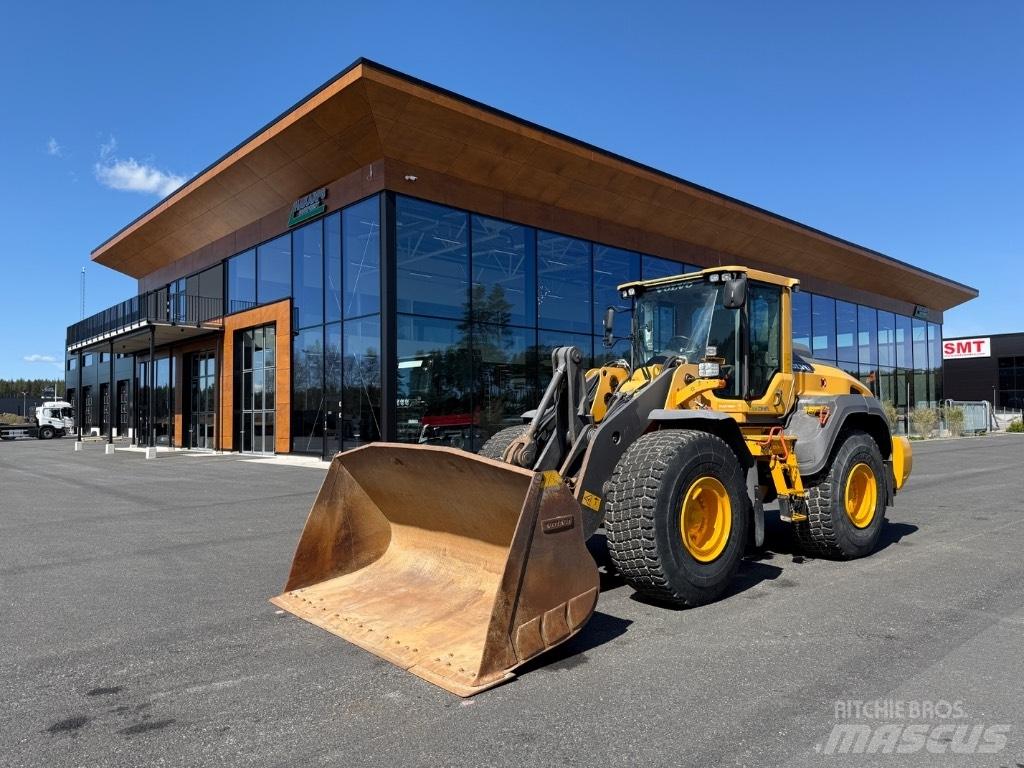 Volvo L120H 輪胎式裝載機