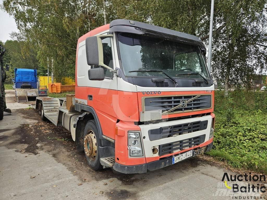 Volvo FM12 運輸車輛