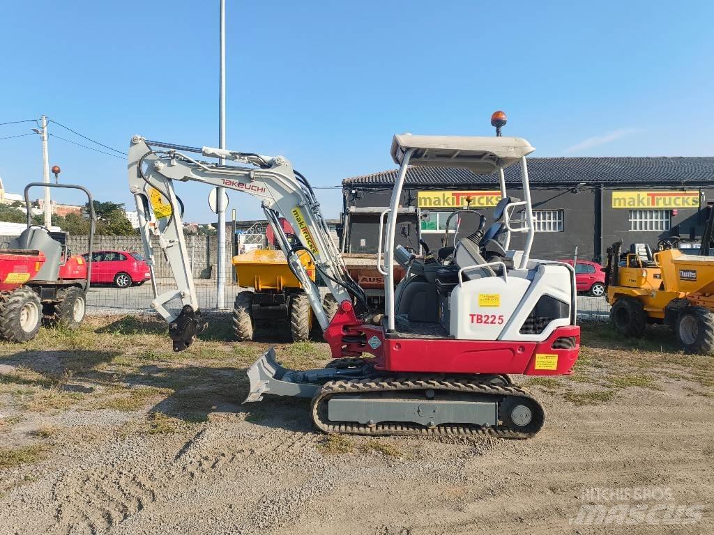 Takeuchi TB 225 小型挖土機/掘鑿機<7t(小型挖掘機)