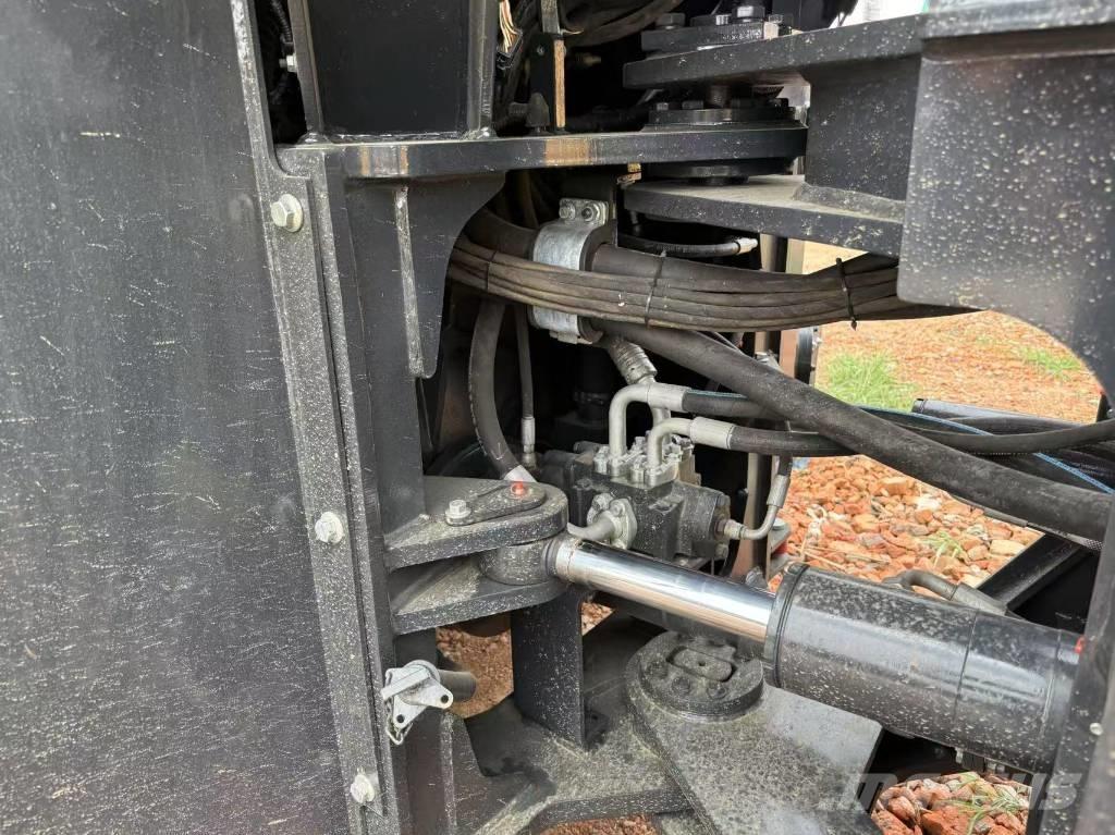 LiuGong CLG 856 H 輪胎式裝載機