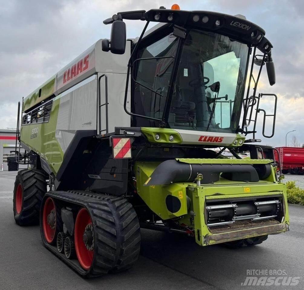 CLAAS 8700TT 聯合收穫機