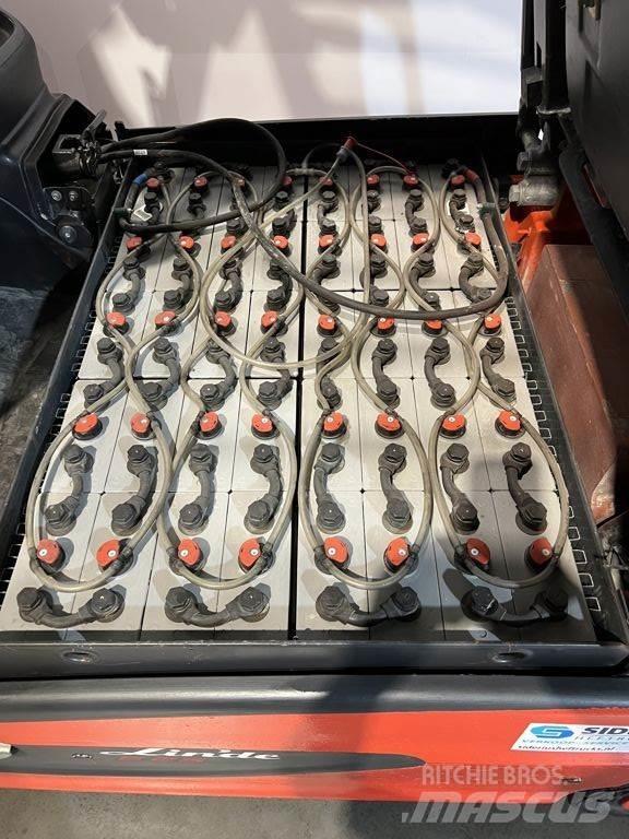 Linde E25-01 電動堆高機