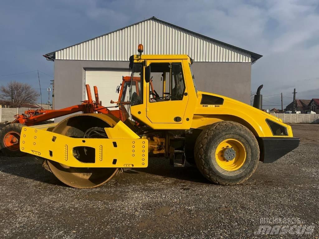 Bomag BW 216 D H-4 單輪滾壓機