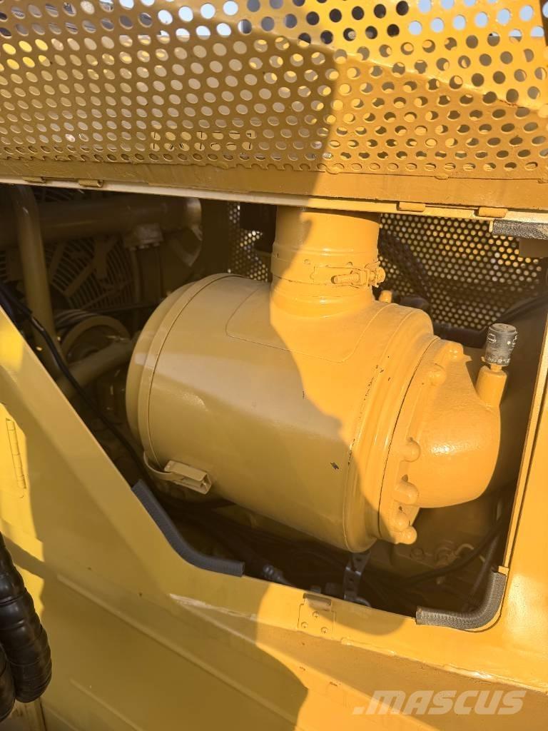 CAT D 7 G 履帶推土機