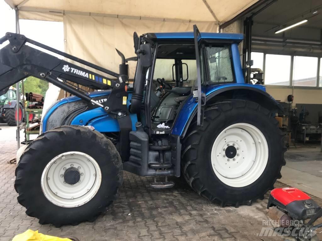 Valtra N 142 曳引機