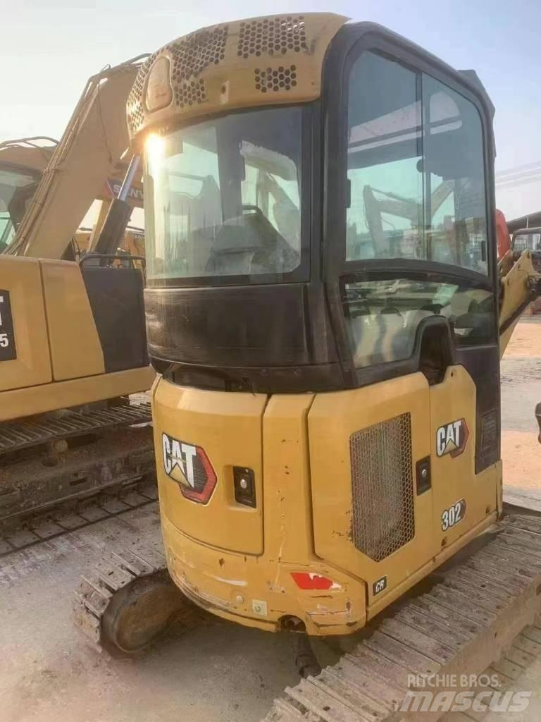 CAT 302 小型挖土機/掘鑿機<7t(小型挖掘機)