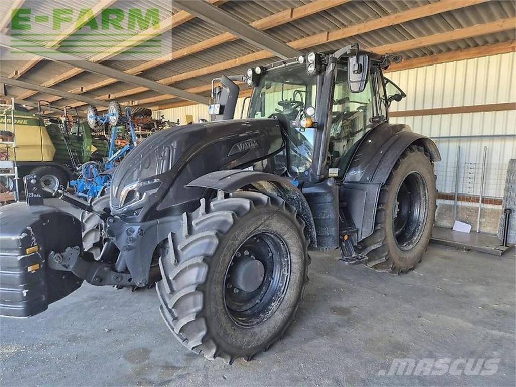 Valtra t235a 曳引機