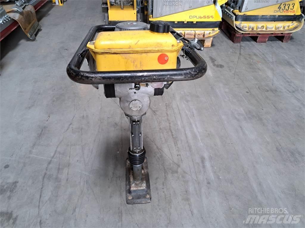 Wacker Neuson BS30 砸道機/夯實機