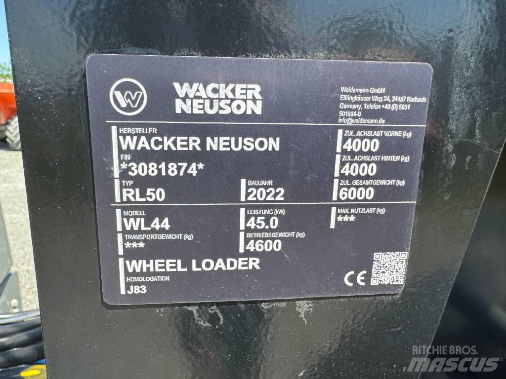 Wacker Neuson WL44 輪胎式裝載機