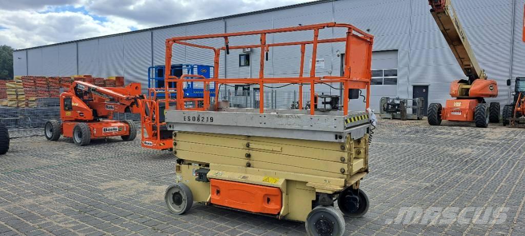 JLG 2646ES 剪式升降機