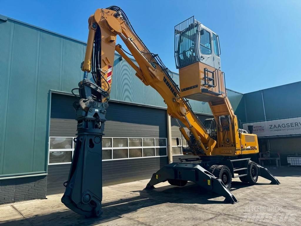 Liebherr A 924 C 廢棄物/工業用操作車