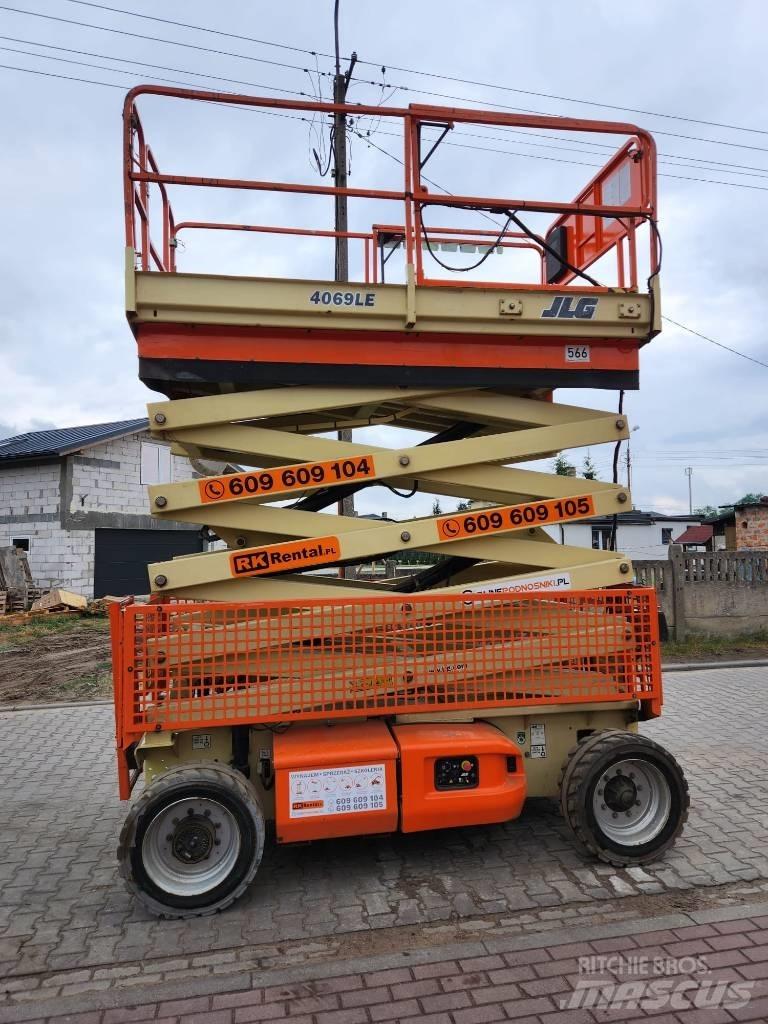 JLG E 4069 LE 剪式升降機