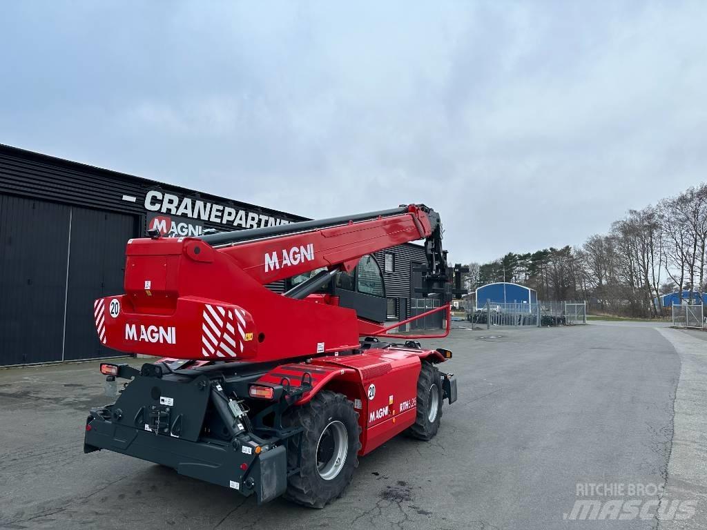 Magni RTH 6.26 伸縮臂操作車