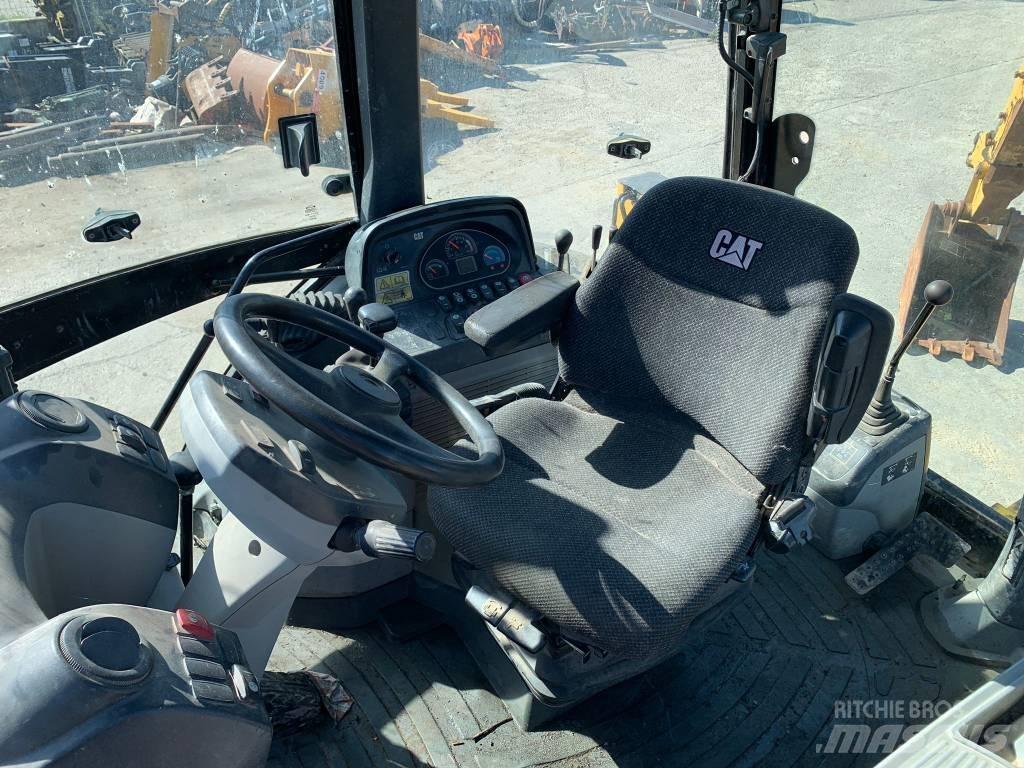 CAT 428 F 反鏟裝載機
