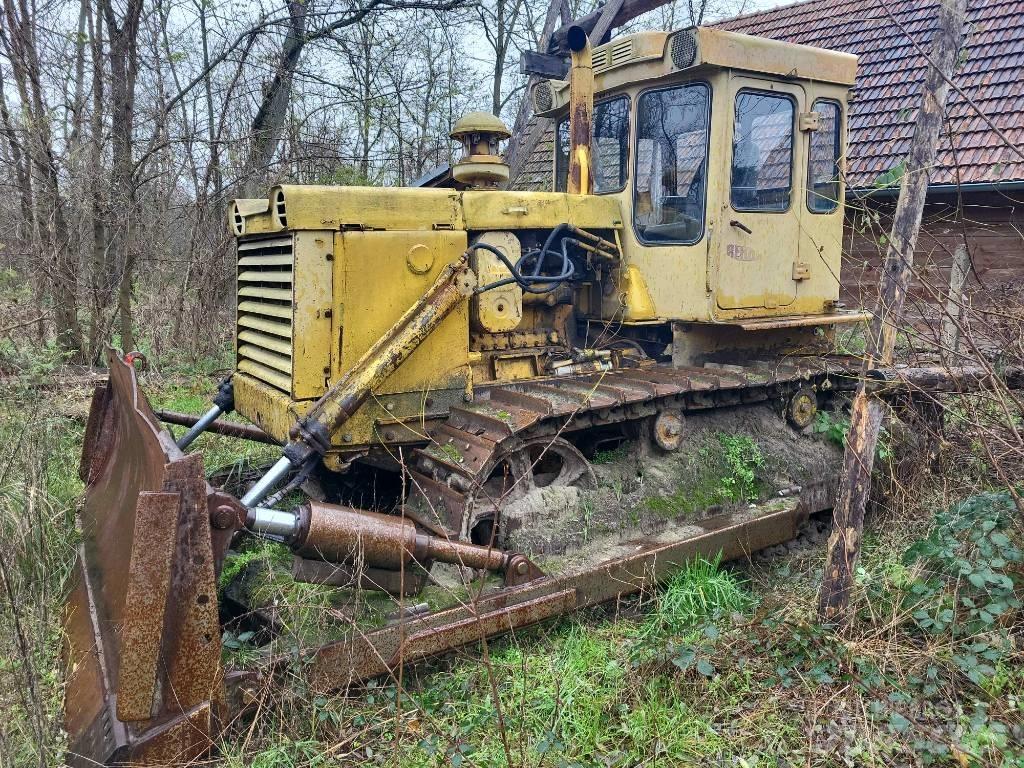 Chtz T 130 履帶推土機