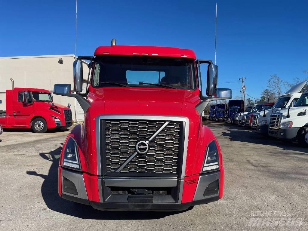Volvo VNL64T300 曳引機組件