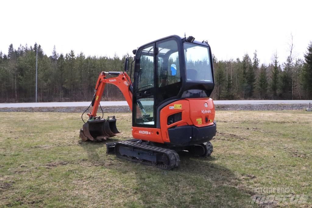 Kubota KX019-4 小型挖土機/掘鑿機<7t(小型挖掘機)