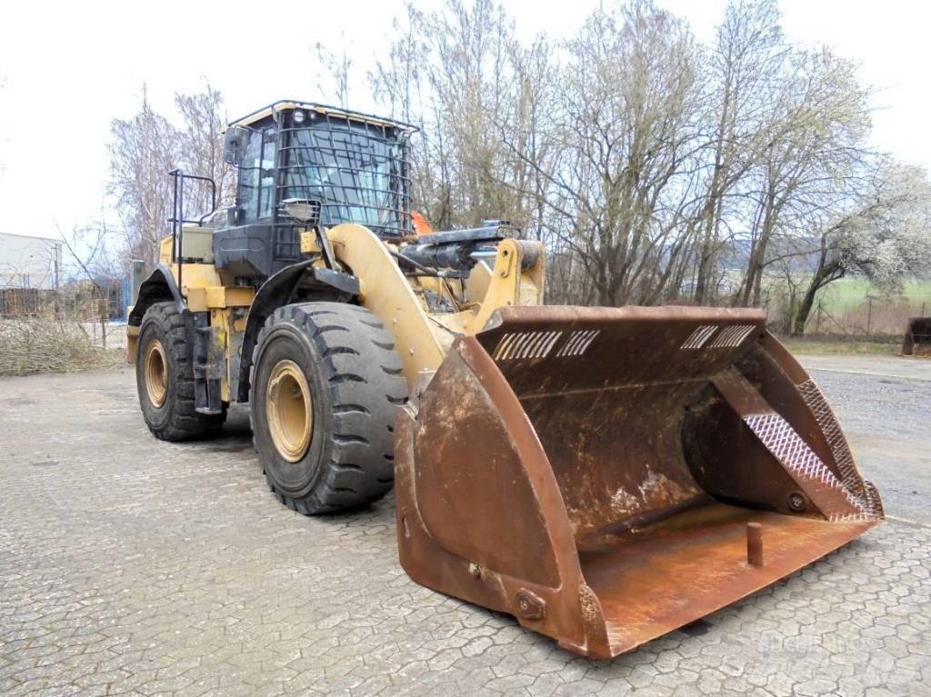 CAT 950 M 輪胎式裝載機