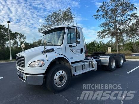 Freightliner M2 曳引機組件