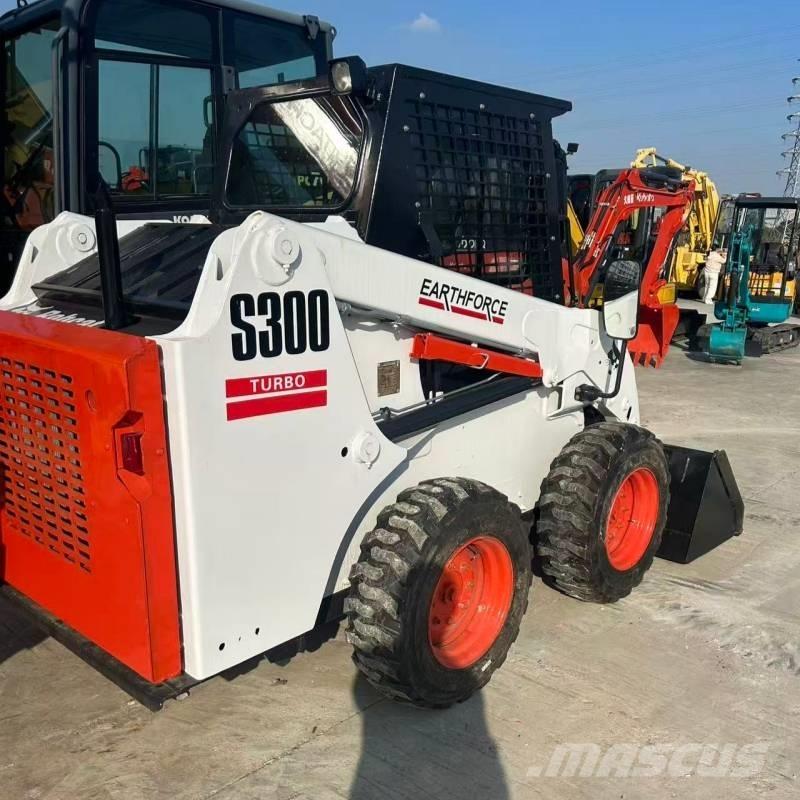 Bobcat S 300 滑移轉向裝載機