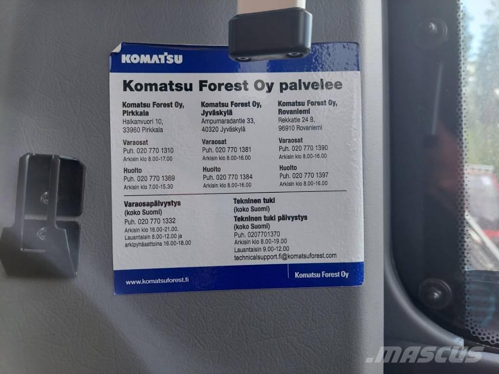 Komatsu 901 XC 收穫機
