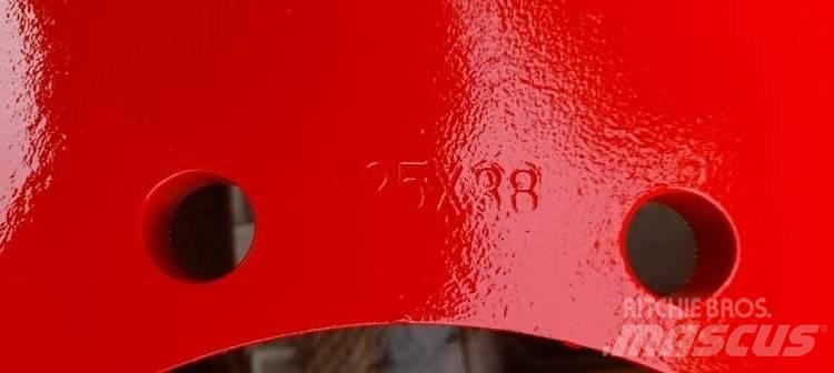 Fendt RIM 25x38 輪胎、車輪和輪圈