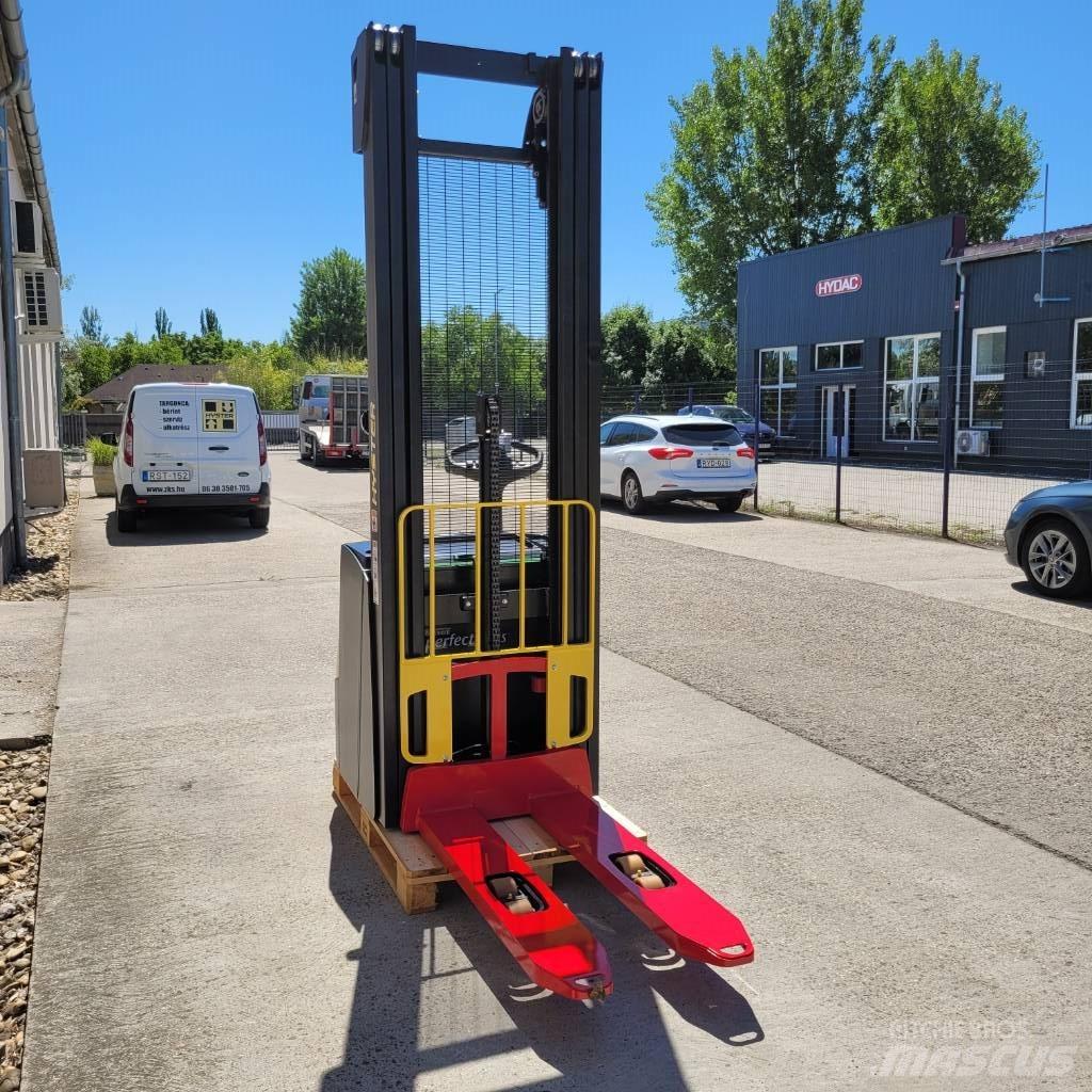 Hyster S 1.6 行走控制式堆積機