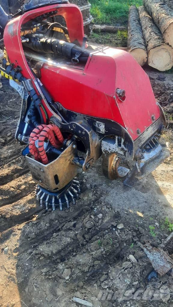 Valmet 921 classik 收穫機