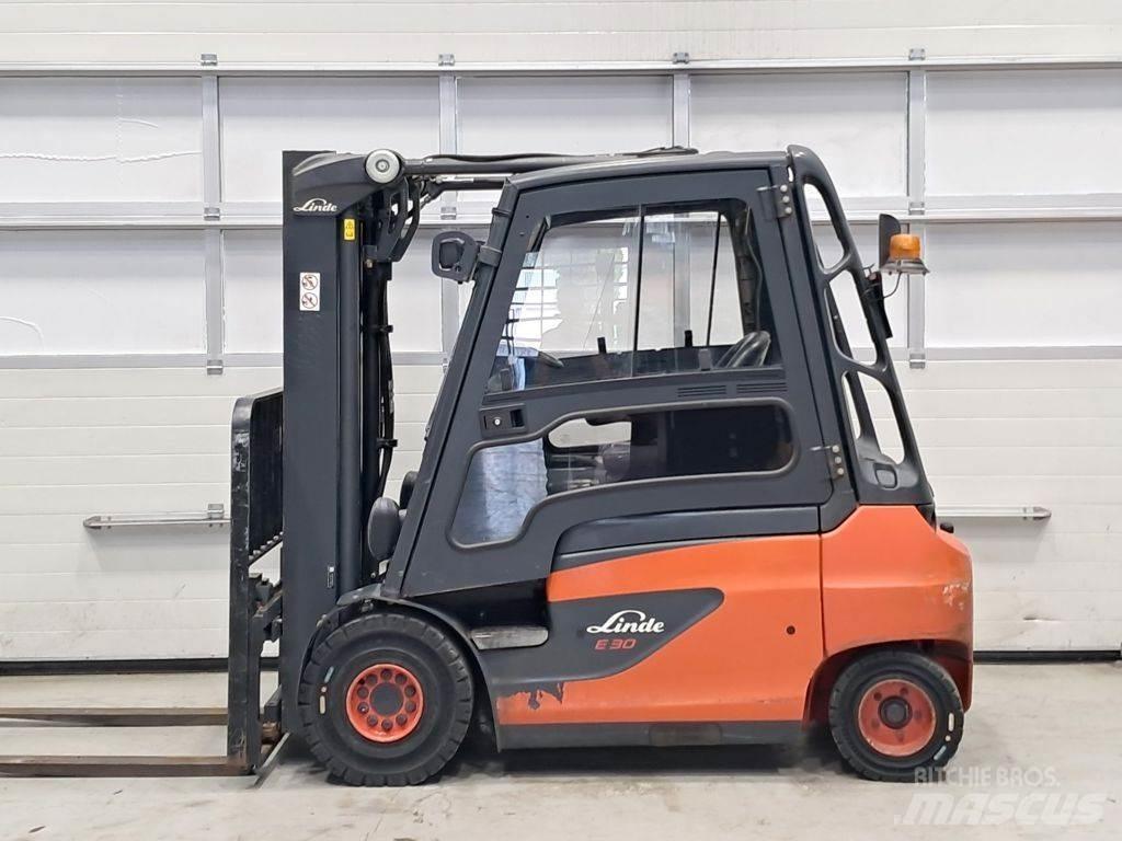 Linde E30-01 電動堆高機