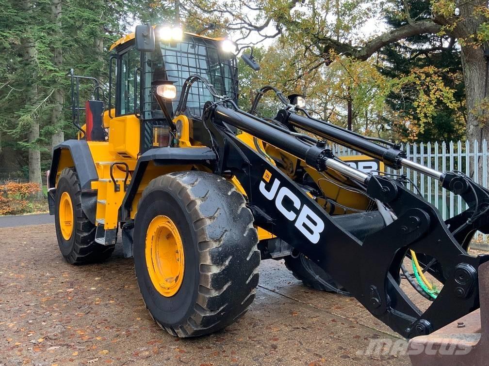 JCB 457 HT 輪胎式裝載機