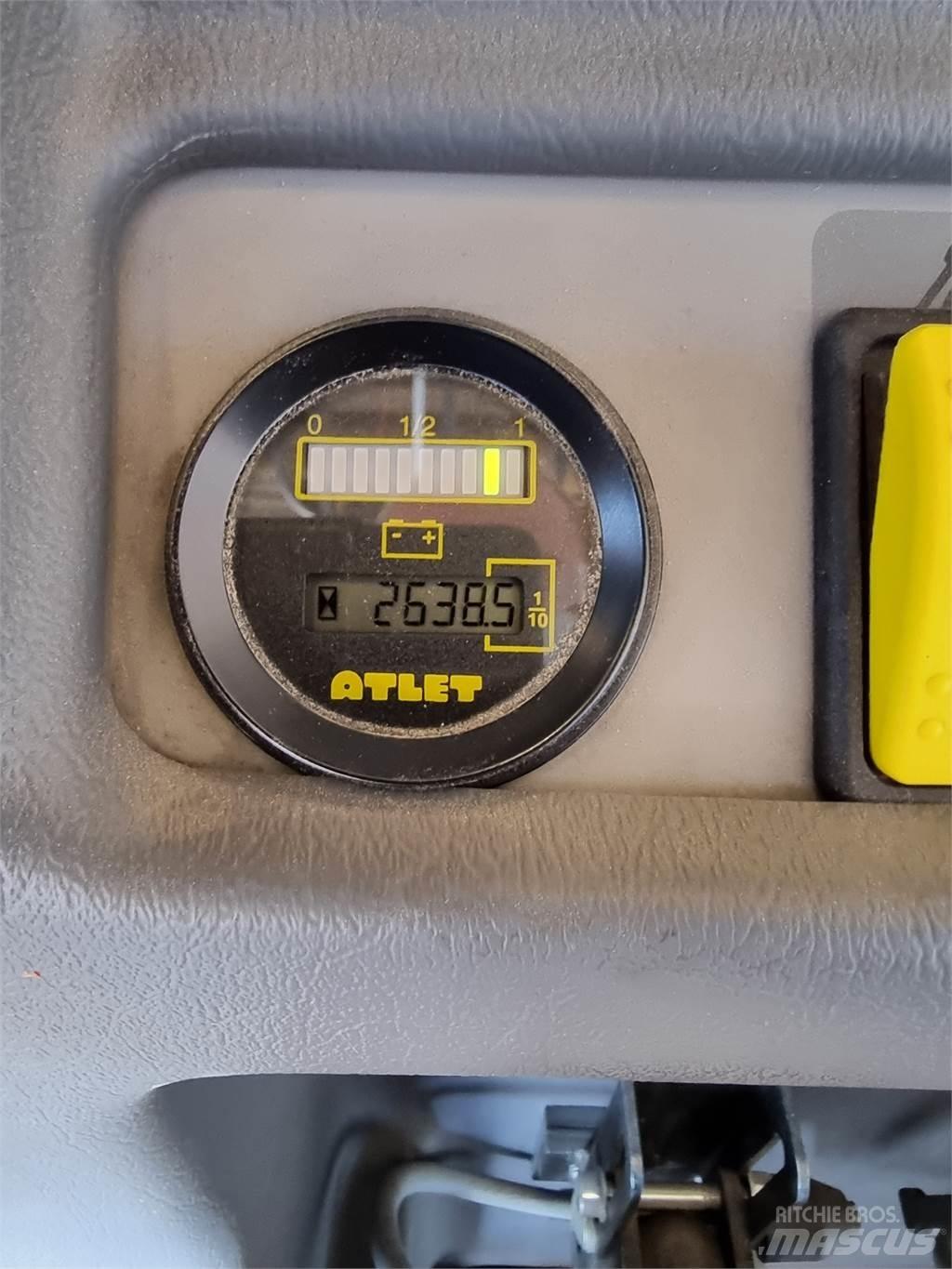 Atlet OPC100 高舉式裝載機