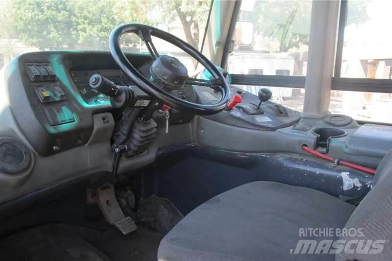 Bell B20D 運油車
