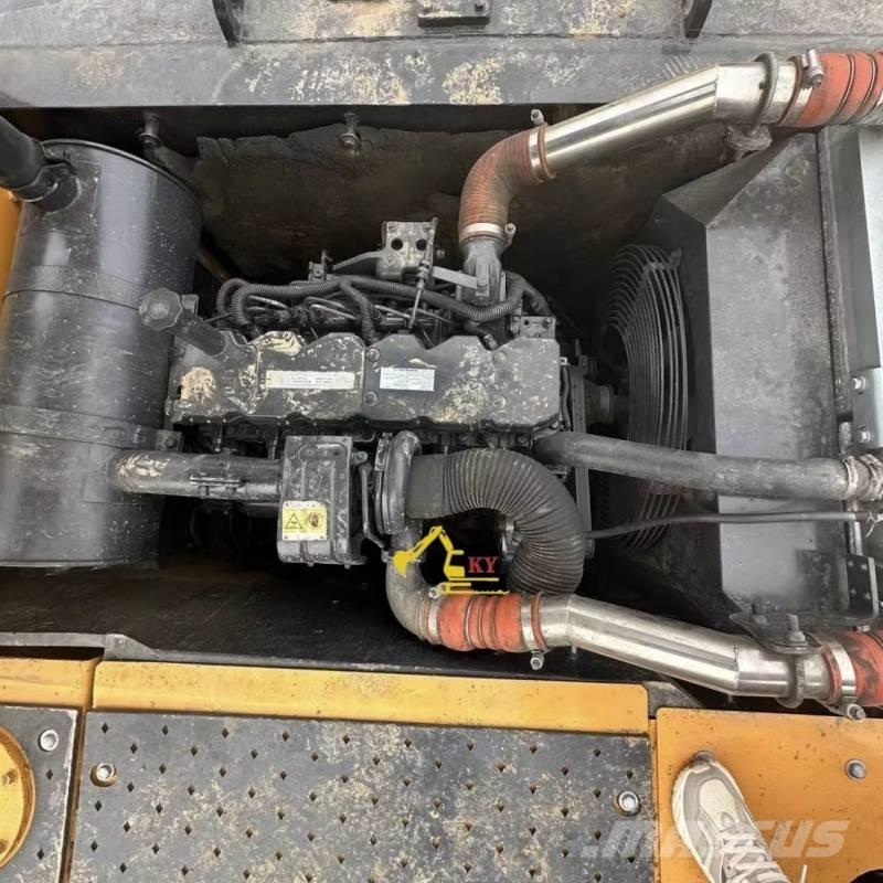 Hyundai 225VS 履帶式 挖土機/掘鑿機/挖掘機