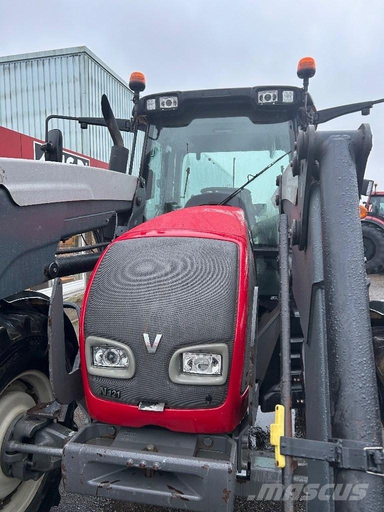 Valtra N 121 曳引機
