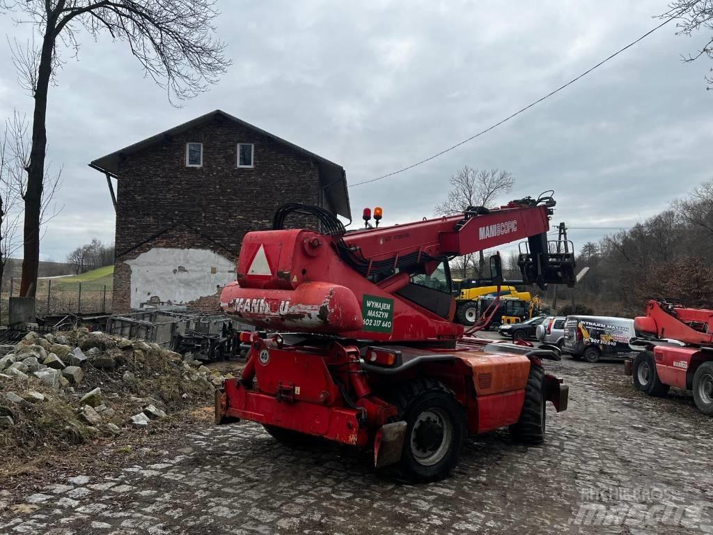 Manitou 2540 伸縮臂操作車