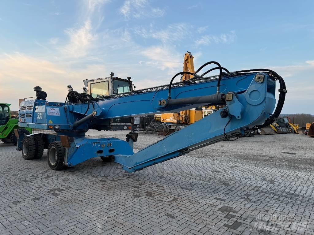 Fuchs MHL 331 廢棄物/工業用操作車