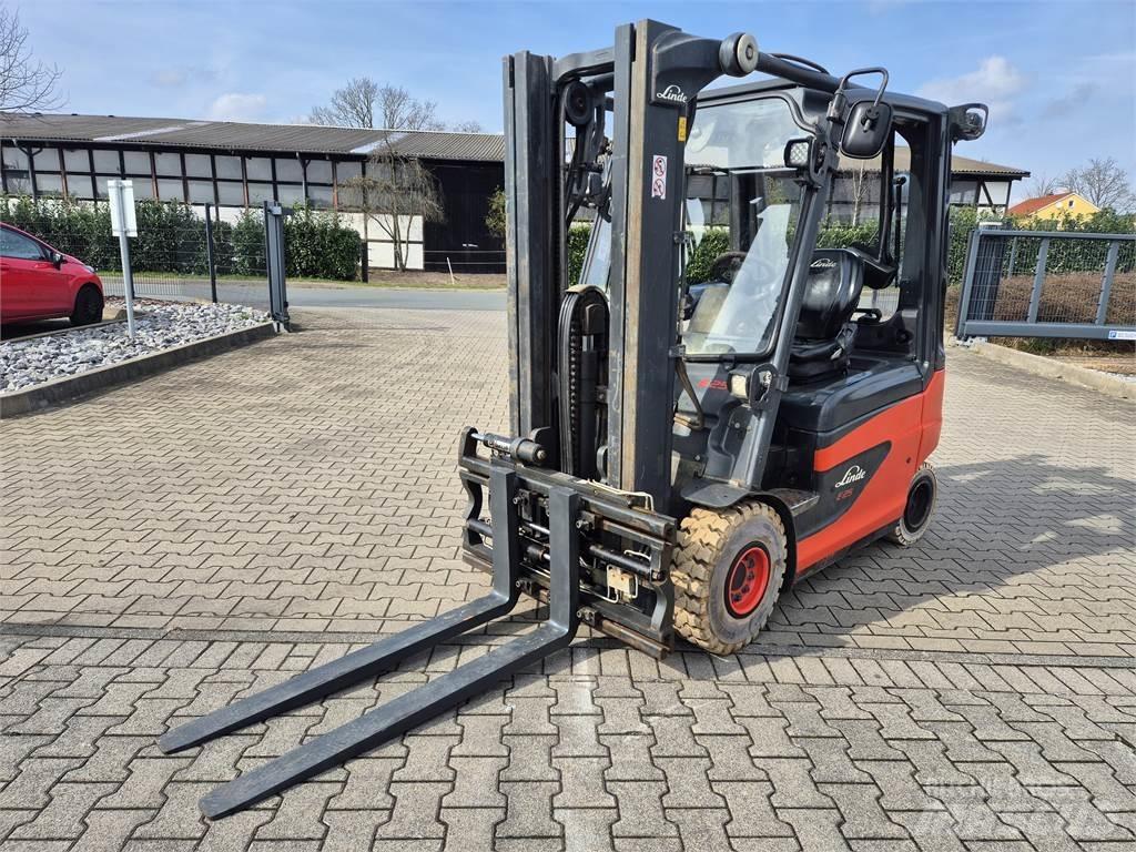 Linde E25 電動堆高機