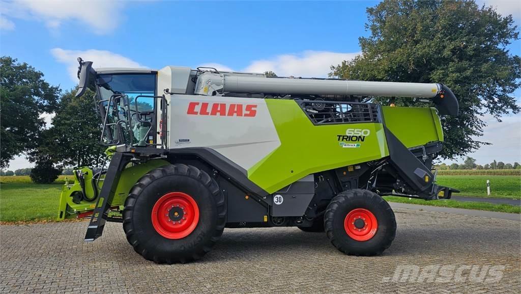 CLAAS Trion 650 聯合收穫機