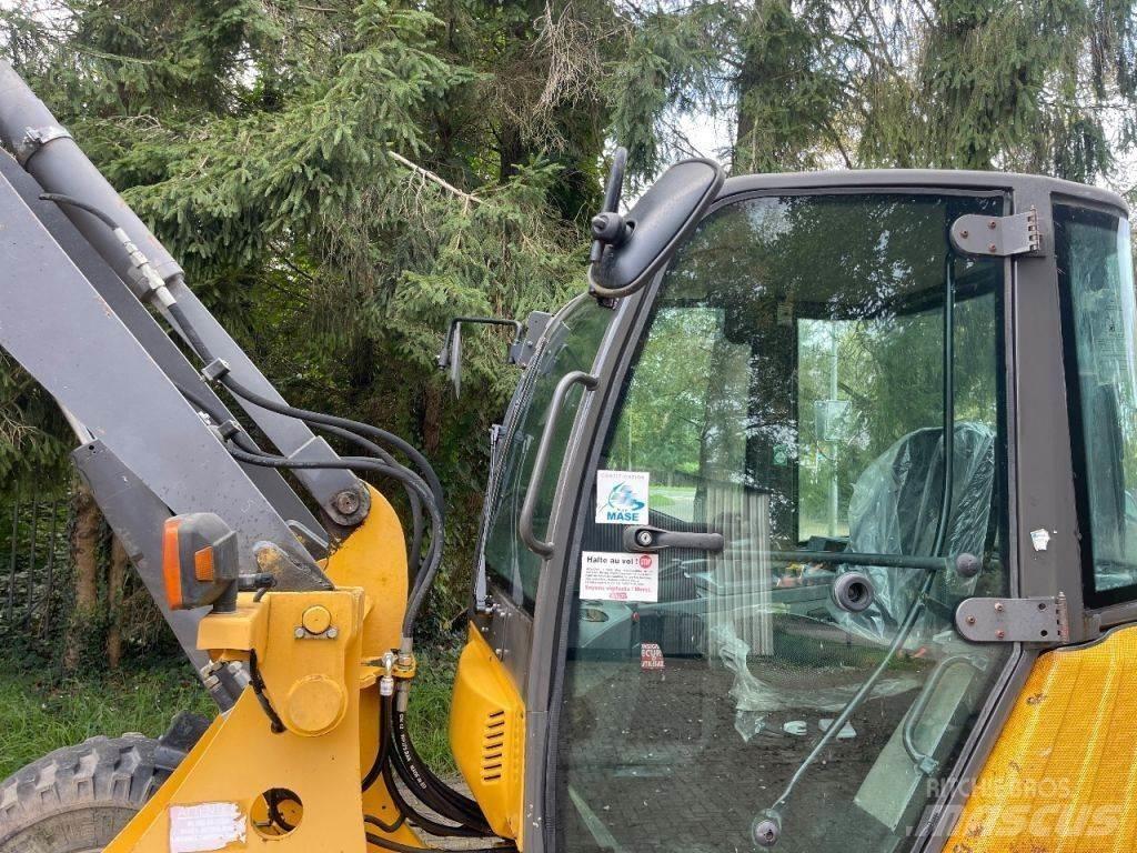 Volvo L25 輪胎式裝載機