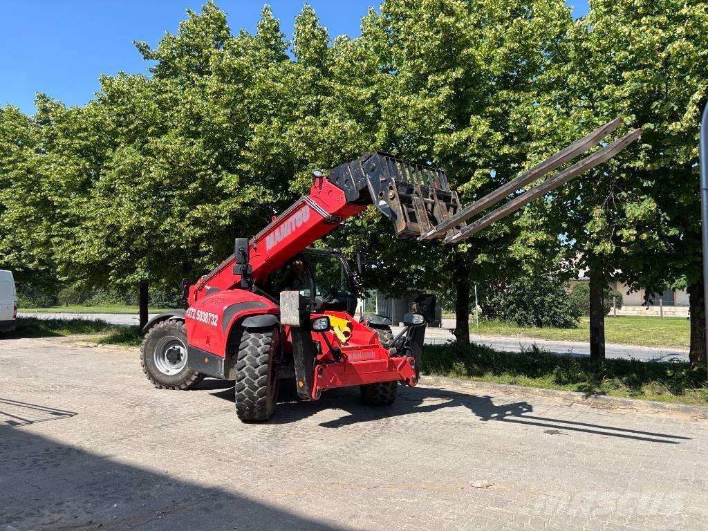Manitou MT 1840 伸縮臂操作車