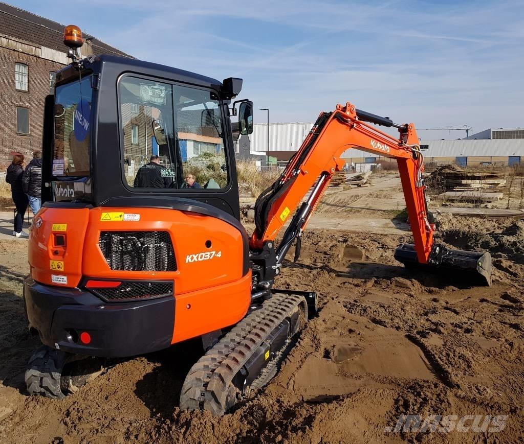 Kubota KX 037-4 小型挖土機/掘鑿機<7t(小型挖掘機)