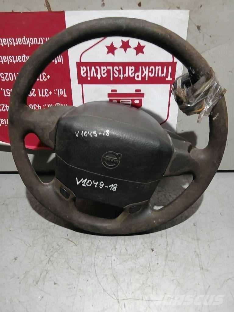 Volvo FH 13    20360936 駕駛室與內部