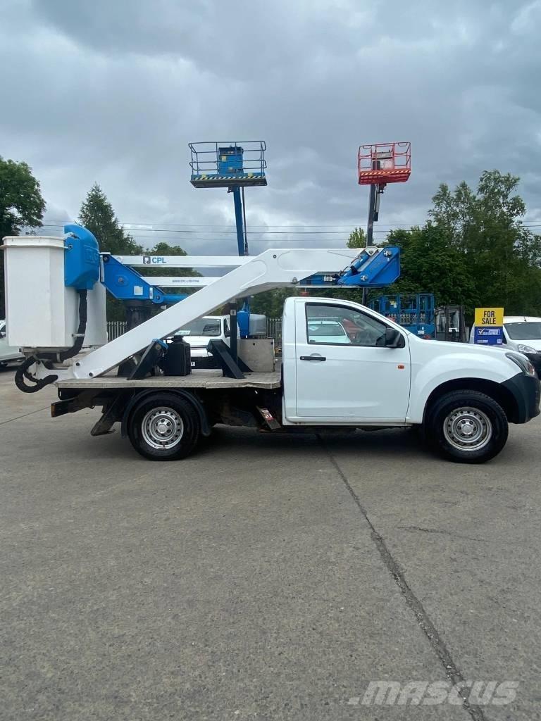 Isuzu D-Max 起重機卡車