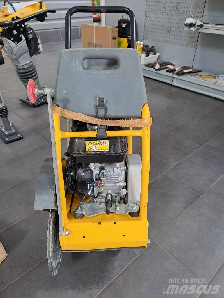 Wacker Neuson BFS735 岩石和混凝土鋸