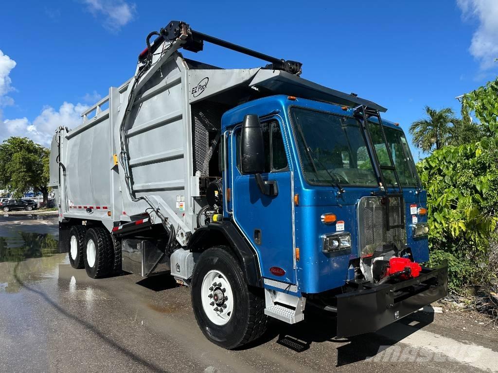 Peterbilt 320 垃圾車